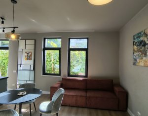 Apartament 2 camere la casa cu gradina si 2 locuri parcare