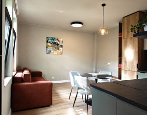 Apartament 2 camere la casa cu gradina si 2 locuri parcare