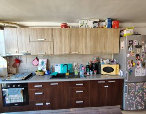 Apartament cu doua dormitoare, parcare privata inclusa, zona Somesului, Floresti