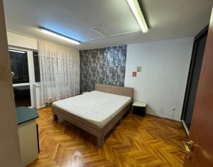 Apartament cu 3 camere, etaj 1/4, 72mp