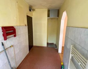  Apartament cu 3 camere, 46 mp, Manastur