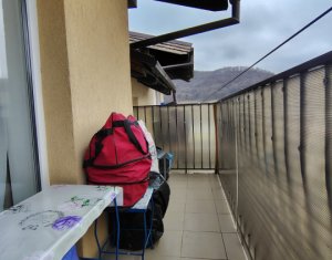 Lakás 3 szobák eladó on Floresti