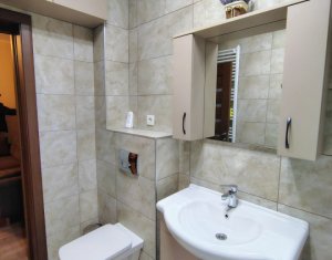 Apartament cu doua camere, balcon,terasa si parcare inclusa