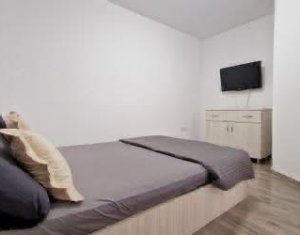 Apartment 3 rooms for sale in Floresti