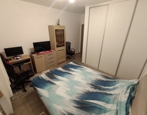 Vand apartament in Floresti