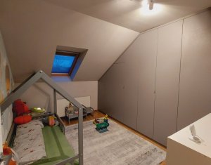 Apartament 3 camere, 2 bai, de vanzare in Buna Ziua