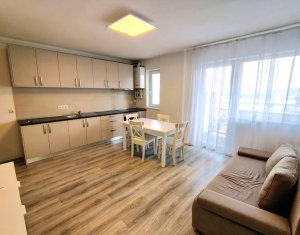 Vanzare apartament 3 camere in Floresti