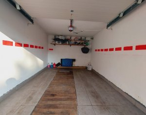 Appartement 3 chambres à vendre dans Cluj-napoca, zone Plopilor