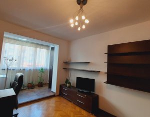 Appartement 3 chambres à vendre dans Cluj-napoca, zone Plopilor