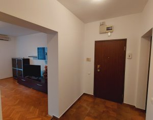 Appartement 3 chambres à vendre dans Cluj-napoca, zone Plopilor