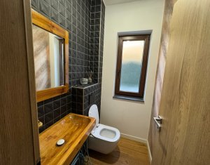 Apartament 3 camere ultrafinisat în vilă exclusivistă