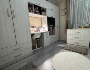 Apartament 3 camere, etaj intermediar, Floresti zona Tineretului