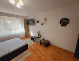 Vente appartement 32 chambres dans Cluj-napoca, zone Intre Lacuri