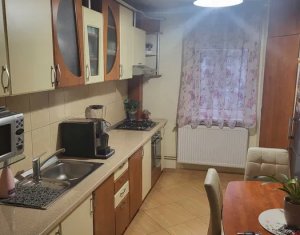 Apartament 3 camere de vanzare in Marasti, etaj 3/4, strada Gorunului