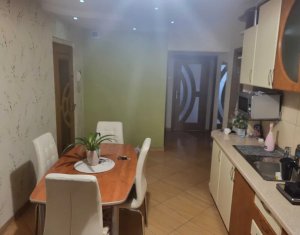 Apartament 3 camere de vanzare in Marasti, etaj 3/4, strada Gorunului