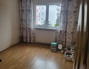 Apartament 3 camere de vanzare in Marasti, etaj 3/4, strada Gorunului