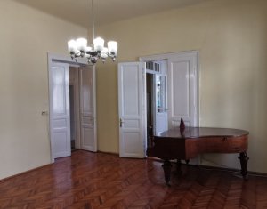 Apartament unicat, in Centru Cluj-Napoca, 3 camere, arhitectura aparte