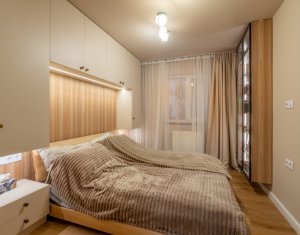 Apartment 4 rooms for sale in Cluj-napoca, zone Manastur