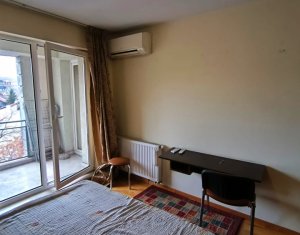Apartament cu 3 camere, bloc nou, parcare subterana, et. 1, zona Garii