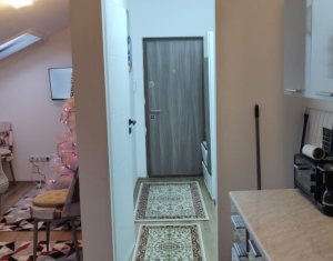 Apartament 3 camere, finisat, Floresti