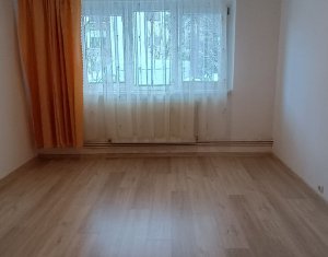 Lakás 3 szobák eladó on Cluj-napoca, Zóna Manastur