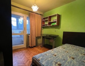 Apartament cu 4 camere de vanzare, Intre Lacuri
