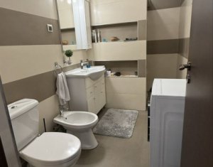 Lakás 2 szobák eladó on Floresti