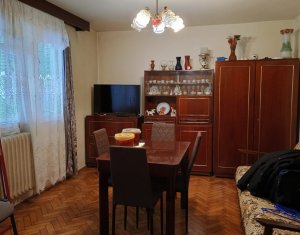 Vanzare apartament cu 3 camere str Gr Alexandrescu