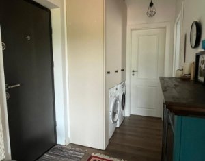 Apartament cu 3 camere, parcare, 74 mp, etaj 1, bloc tip vila, Campului