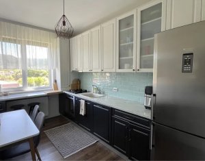 Apartament cu 3 camere, parcare, 74 mp, etaj 1, bloc tip vila, Campului