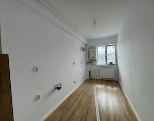 Apartament 1 camera, decomandat, TVA inclus, zona Terra