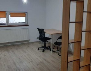 Apartament cu 2 camere de vânzare în cartierul Mărăști.