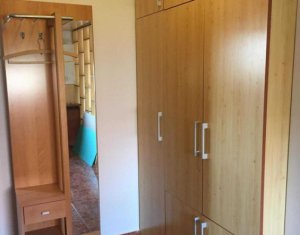Apartament cu 2 camere de vânzare în cartierul Mărăști.