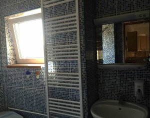 Apartament cu 2 camere de vânzare în cartierul Mărăști.