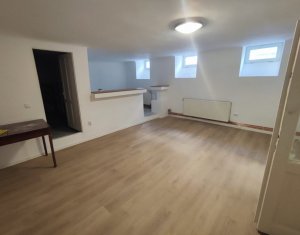 Ap central, 2 cam, demisol, 60mp utili, zona UBB Litere