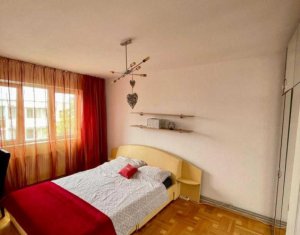 Appartement 4 chambres à vendre dans Cluj-napoca, zone Manastur