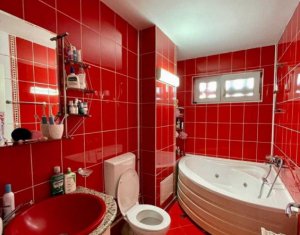 Appartement 4 chambres à vendre dans Cluj-napoca, zone Manastur