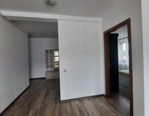 Lakás 2 szobák eladó on Floresti