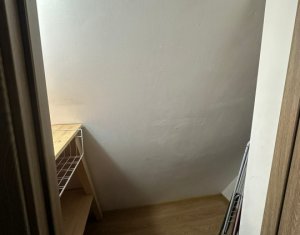 Appartement 3 chambres à vendre dans Cluj-napoca, zone Centru