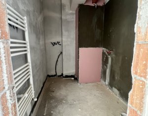 Apartament 2 niveluri 114 mp, 3 dormitoare, 3 bai, 2 terase, parcare, Wings