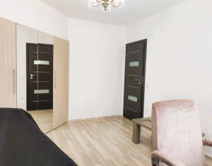 Apartament  2 camere, mobilat, parcare zona Calea Baciului