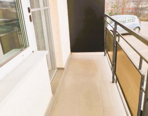 Apartament  2 camere, mobilat, parcare zona Calea Baciului