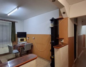 Appartement 3 chambres à vendre dans Cluj-napoca, zone Marasti