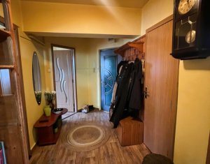 Apartament 2 camere, confort sporit, etaj intermediar, Marasti
