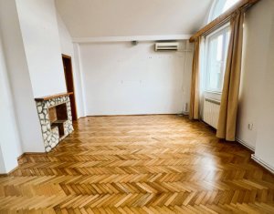Vanzare apartament 3 camere in Cluj-napoca, zona Andrei Muresanu