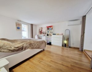 Apartament 3 camere decomandate la vila - zona str. Clinicilor