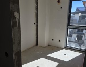 Apartament 2 camere, balcon, posibilitate parcare, Intre Lacuri