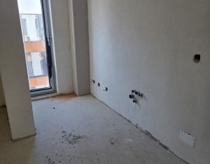 Apartament 2 camere, balcon, Intre Lacuri