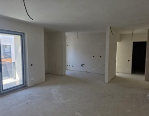 Apartament 2 camere, balcon, Intre Lacuri