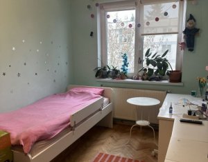 Apartament 3 camere, etaj 3, decomadat, Gheorgheni